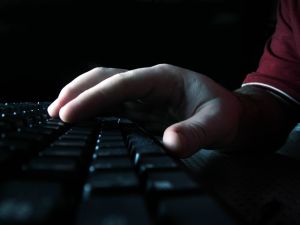 8301_hand_on_keyboard